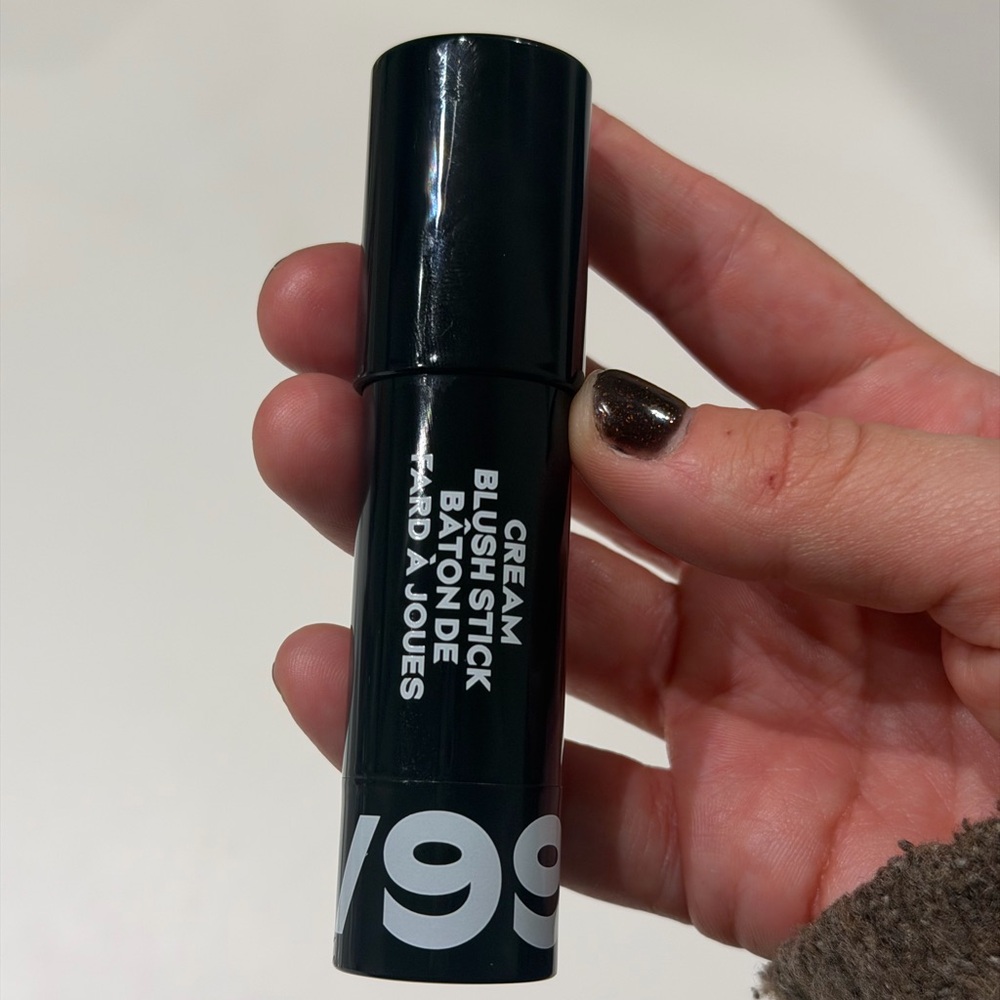Cream Blush Stick V99 - Bacca